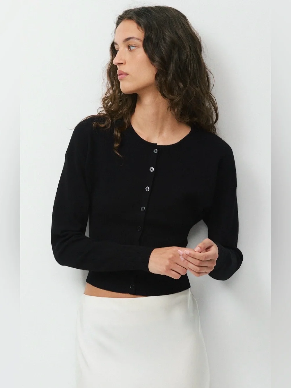 Aritzia Wilfred Golightly Cardigan- wonder yarn black ***current in stores ***